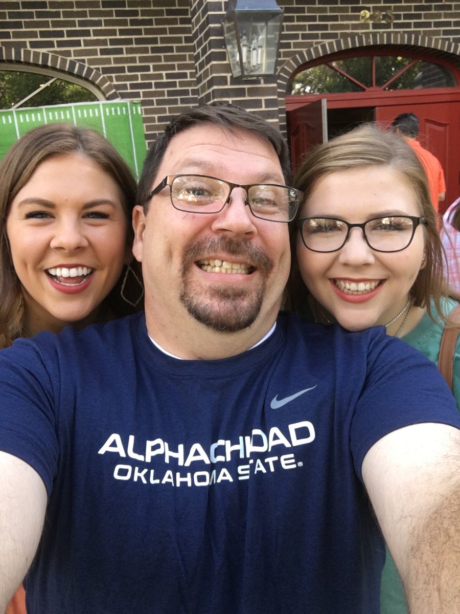 okste_org's tweet photo. Meet our OTA Exec Board Members! @clevelandtigers Exec Dir of Tech &amp; Comm @troy_rhoads NE Quad Rep has served 3 yrs #clevps #OTAEM16 #OklaEd https://t.co/bORjL2J038