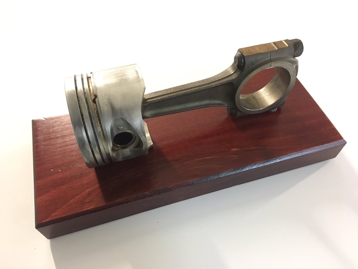 OCRegularidad's tweet image. Este es uno de los trofeos que se entregarán a los ganadores de la 1ª Clásica al Alto Tajo. Siguiendo la línea marcada en 2015. Os gustan?