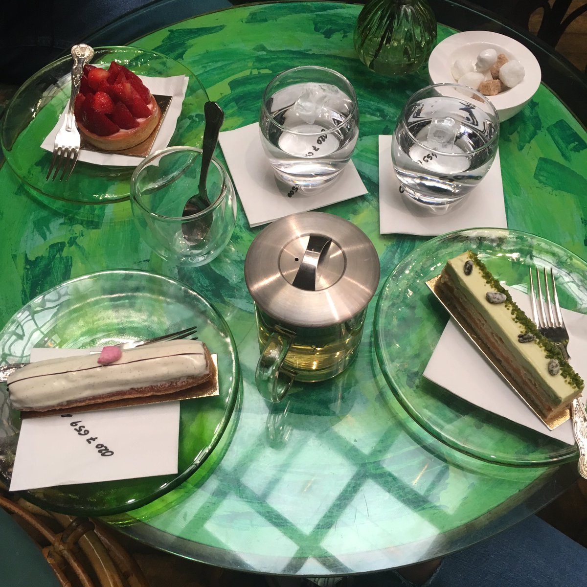 ASOS_Alice's tweet image. Pause goûter chez Sketch 💌 @Alexcloset @jaimtoutcheztoi