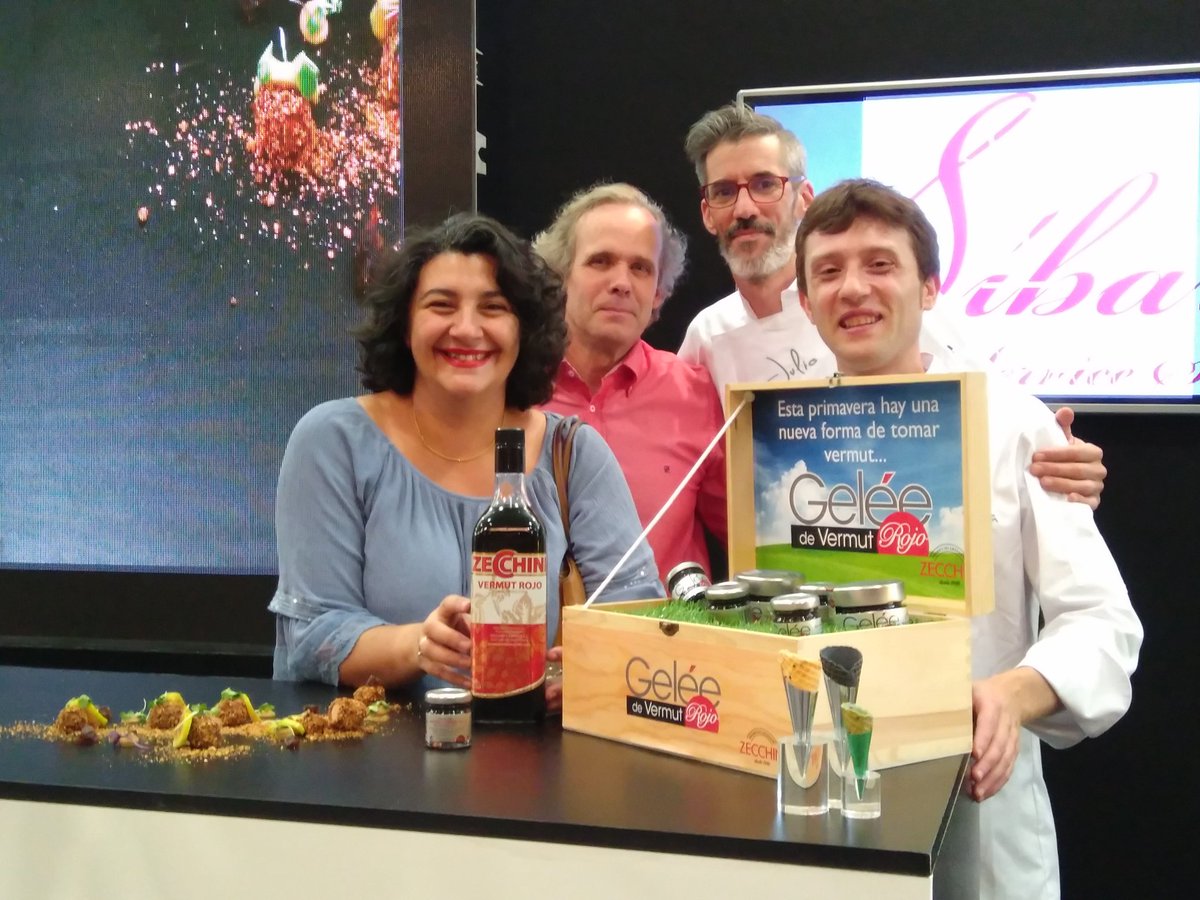 Tapas inspiradas en Michel Bras y Santi Santamaría con <a href="/VermutZecchini/">Vermut Zecchini</a> El buen hacer de <a href="/ElPradal/">ElPradal</a> <a href="/casitadelpradal/">Lacasitadelpradal</a>