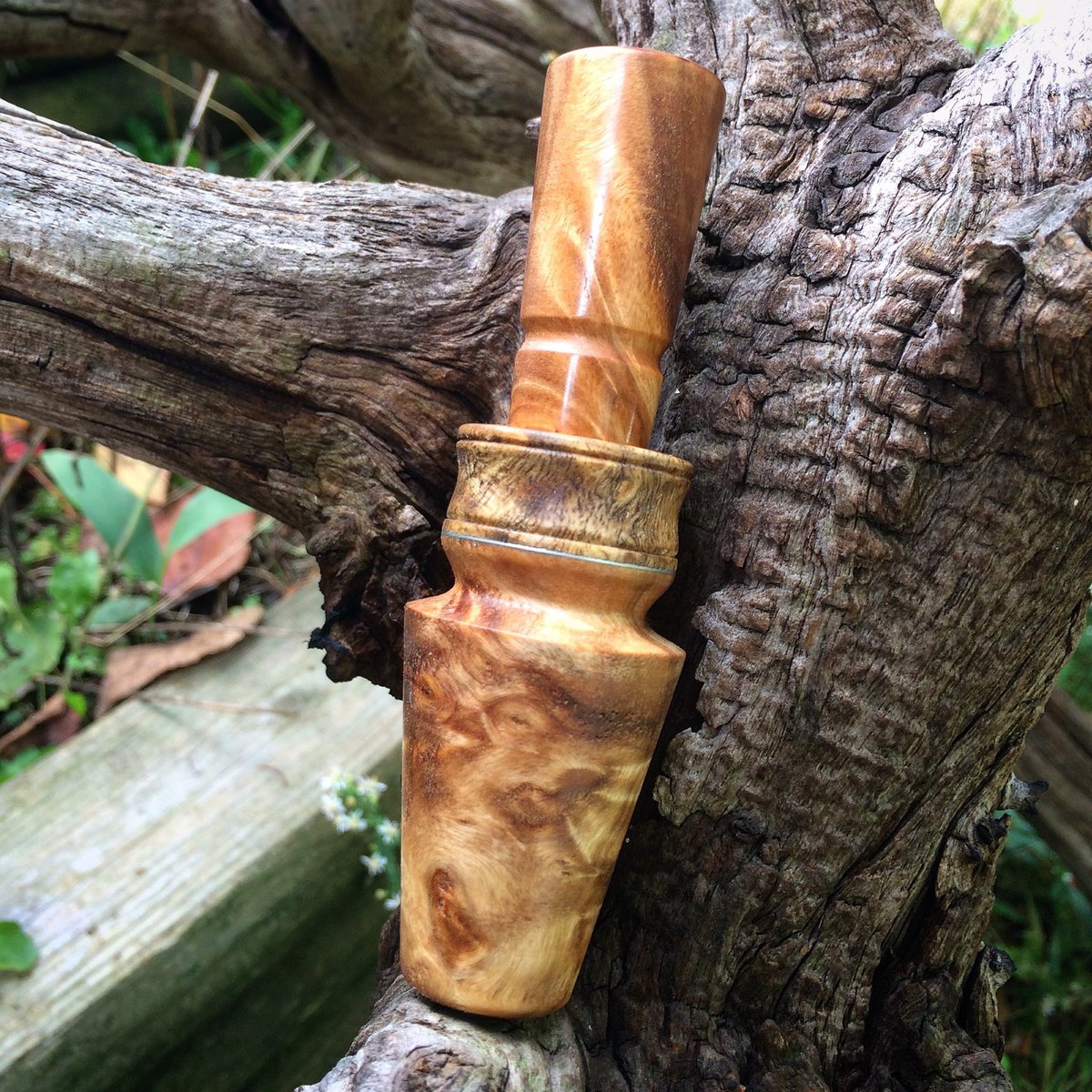 DrakeDroppers's tweet photo. 💢FOR SALE💢 
$110 shipped to your door. 
Tulipwood Burl duck call with aluminum inlay and laurel bay burl band. https://t.co/QYyZ4abAGZ
