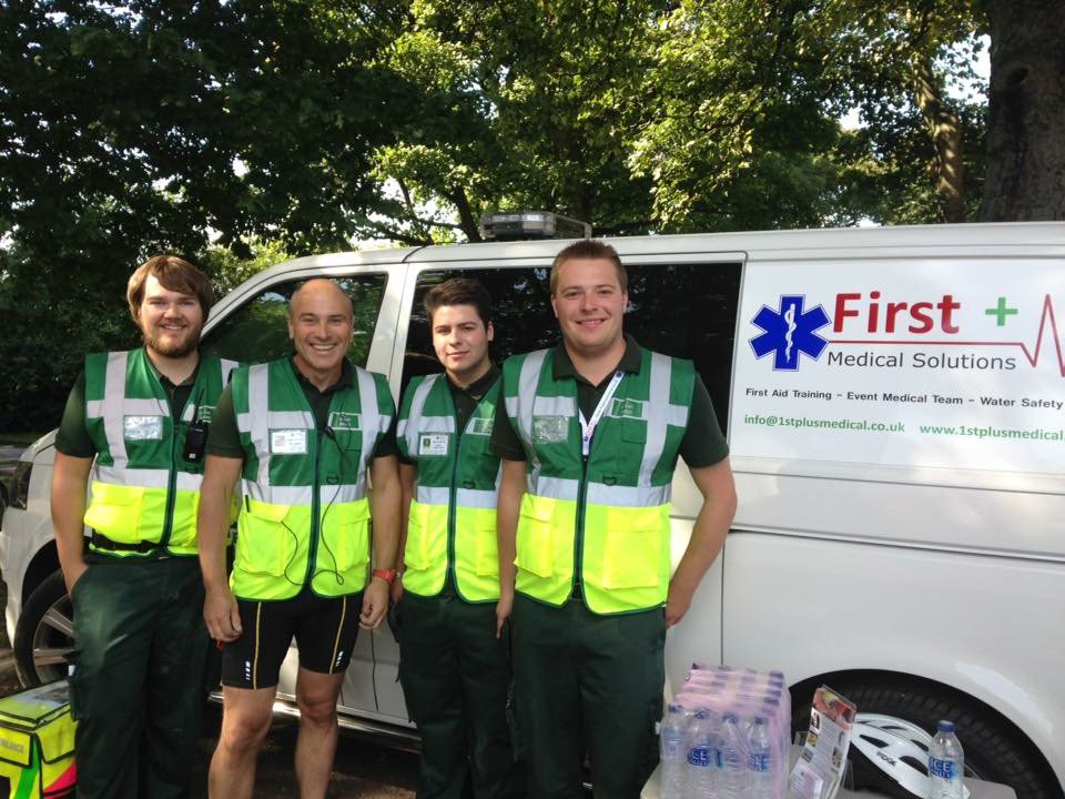 1stplusmedical's tweet photo. @KirkwoodHospice Colour Rush 2016 #eventmedicalteam #raisingmoney #powdereverywhere https://t.co/kkzkYwSFI0