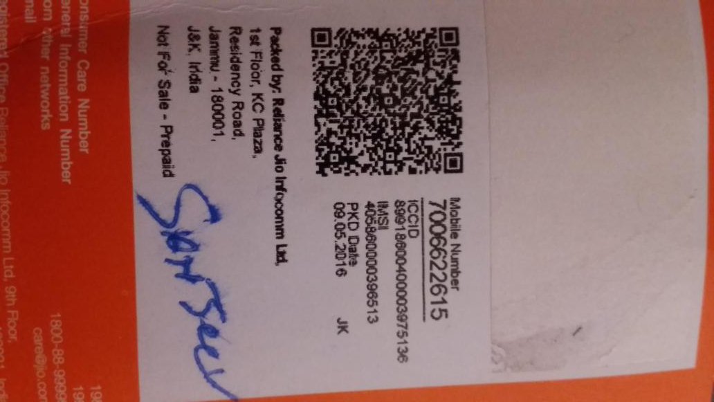 Sheetu_S's tweet photo. @JioCare plzzz active my sim its been 21 dys Solve my issue its really frustate plz active sim #Jiocare #Activesim https://t.co/BflZWM6JUd