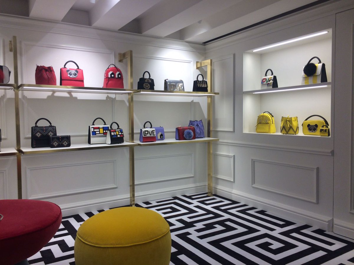 Massimo_Bonini's tweet photo. LIVE: inside @LPJparis brand new Flagship store in #Florence! #LesPetitsJoueurs https://t.co/UiPg8itM3j