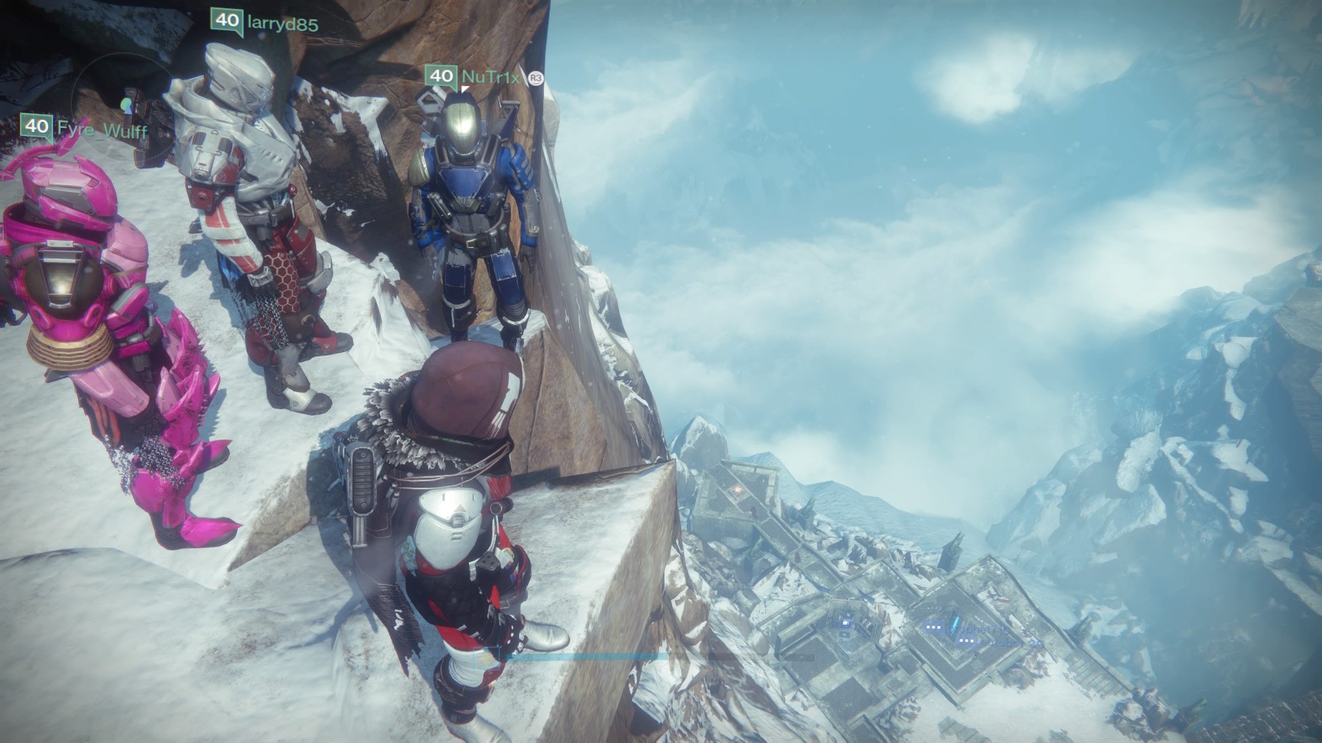 Cszvxu8UAAAirxG.jpg:large