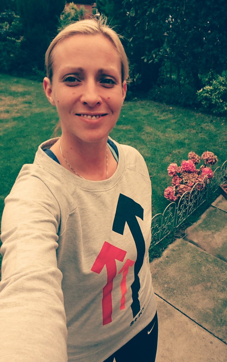 CarlaJamberry's tweet photo. Loving my new ST2C jumper x #StandUpToCancer #ST2C @STyneHour https://t.co/C72wwv47AT