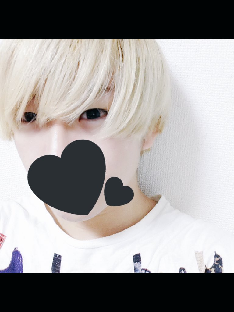 Domebra_kun's tweet photo. 髪きりましたドメブラくんです。
私服販売中ですので皆さん是非買ってやって下さいね〜😭 https://t.co/vVGR7eigOF