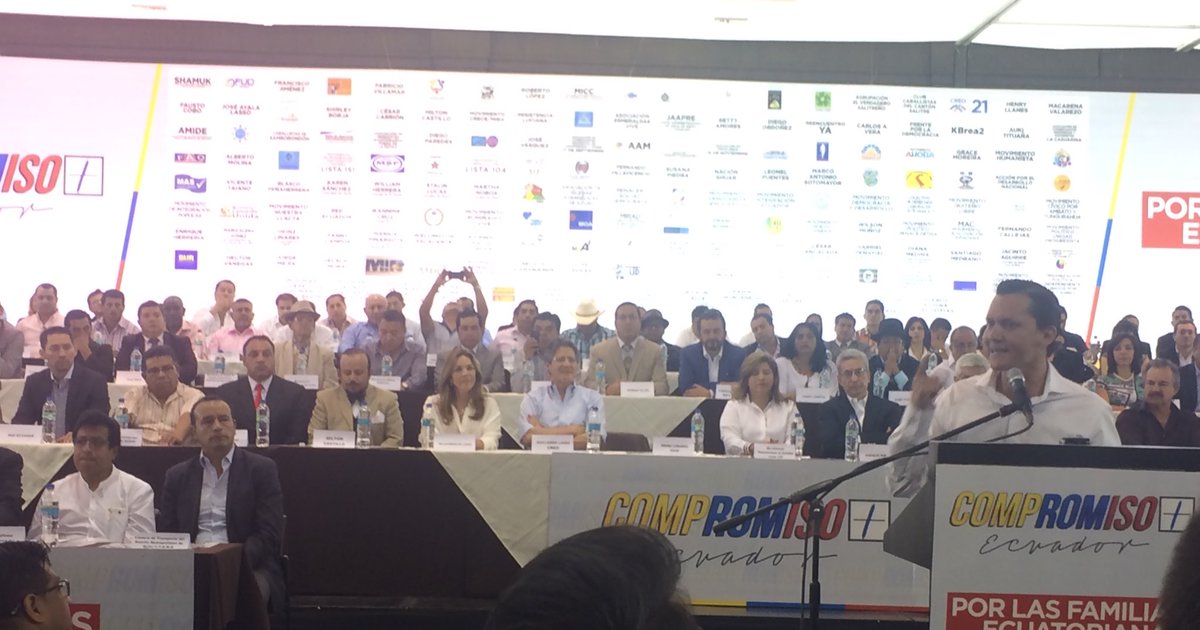 CompromisoEc's tweet photo. Heinz Linares (FEUE) inicia su intervención https://t.co/L5JicZ0pwP
