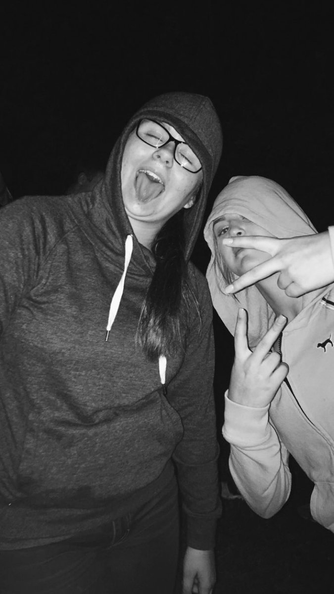 meg090100's tweet photo. Happy 16 Birthday https://t.co/AdNB6uulrT