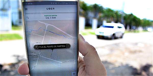 ELTIEMPO's tweet image. El conductor de Uber con discapacidad auditiva que conquistó la red ow.ly/8j28304Rmmb