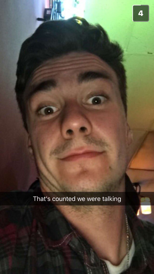 jchat326's tweet photo. Happy birthday to the BFF @Braun3Jake 🎁🎉🎈🎊 Hopefully year 22 will bring you better looks to go with that stunning personality 😳😘 https://t.co/Km6rcAyTJT