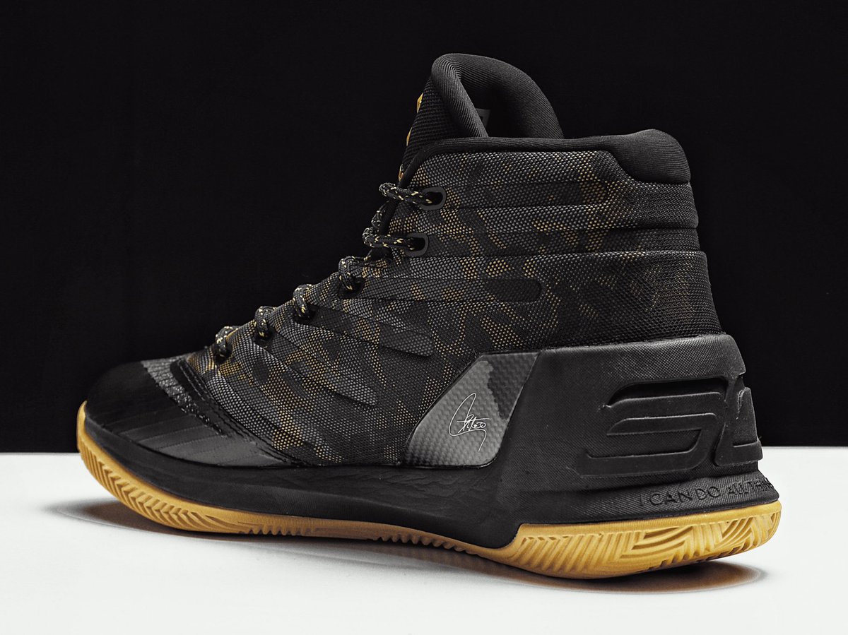 Taxi Camo Under Armour Curry 3 