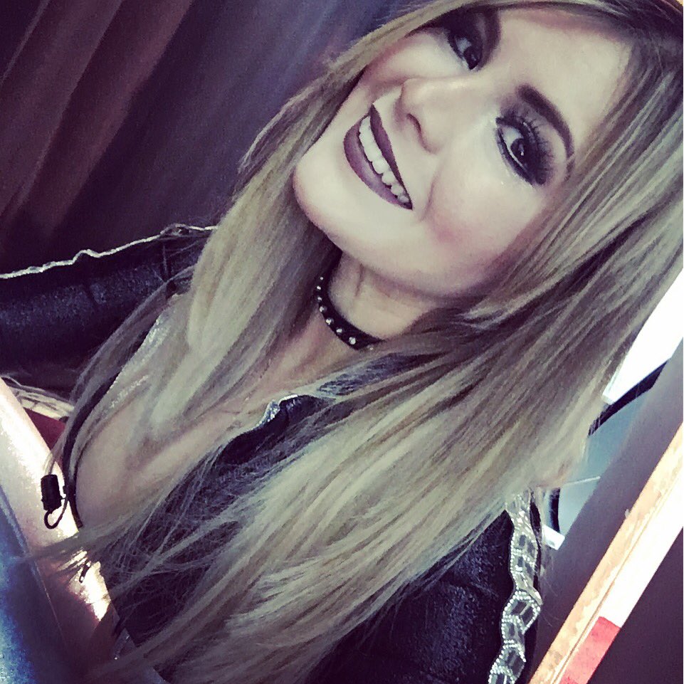 Emahuevo's tweet photo. Like con máscara y Rt sin máscara ?? 😀 https://t.co/ddC3ka6m2C