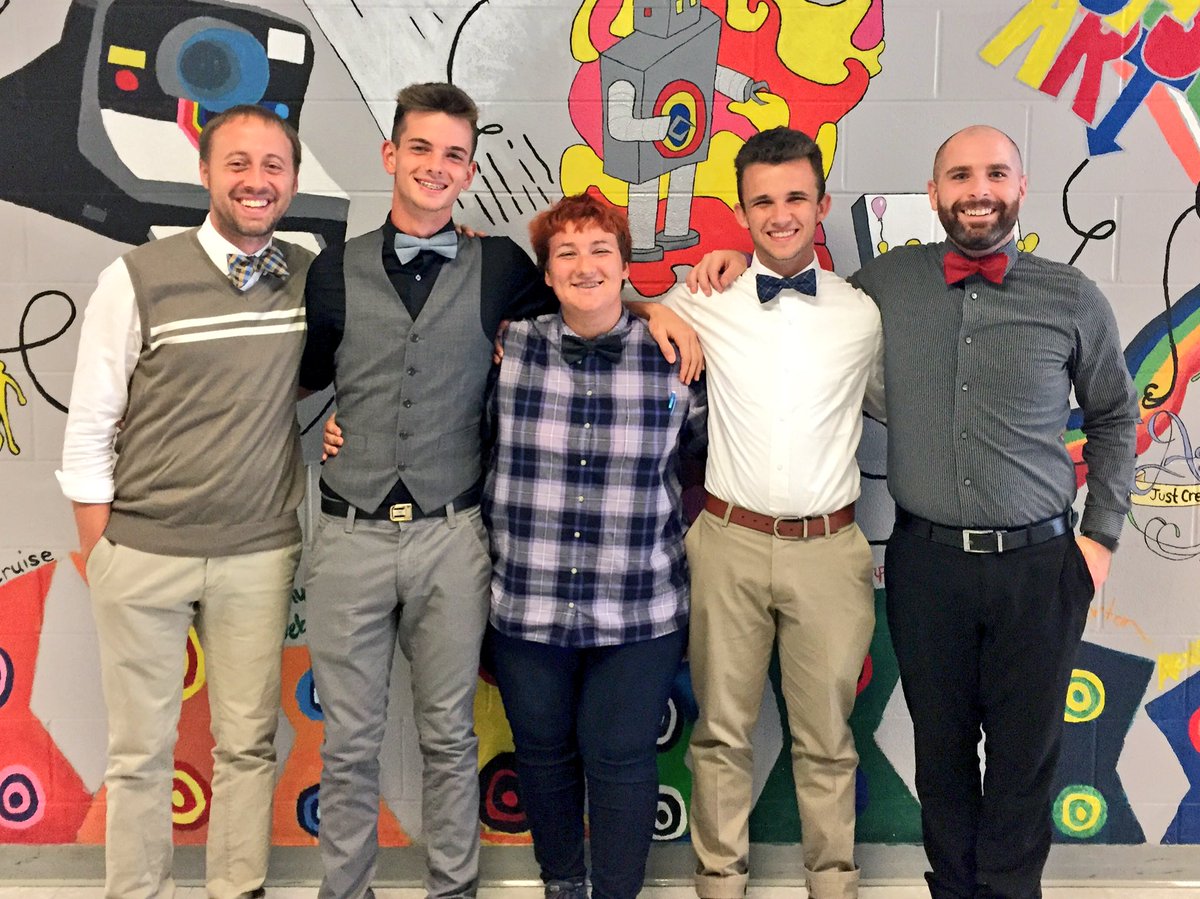 cjfryer's tweet image. #BowTieTuesday #LearningInStyle