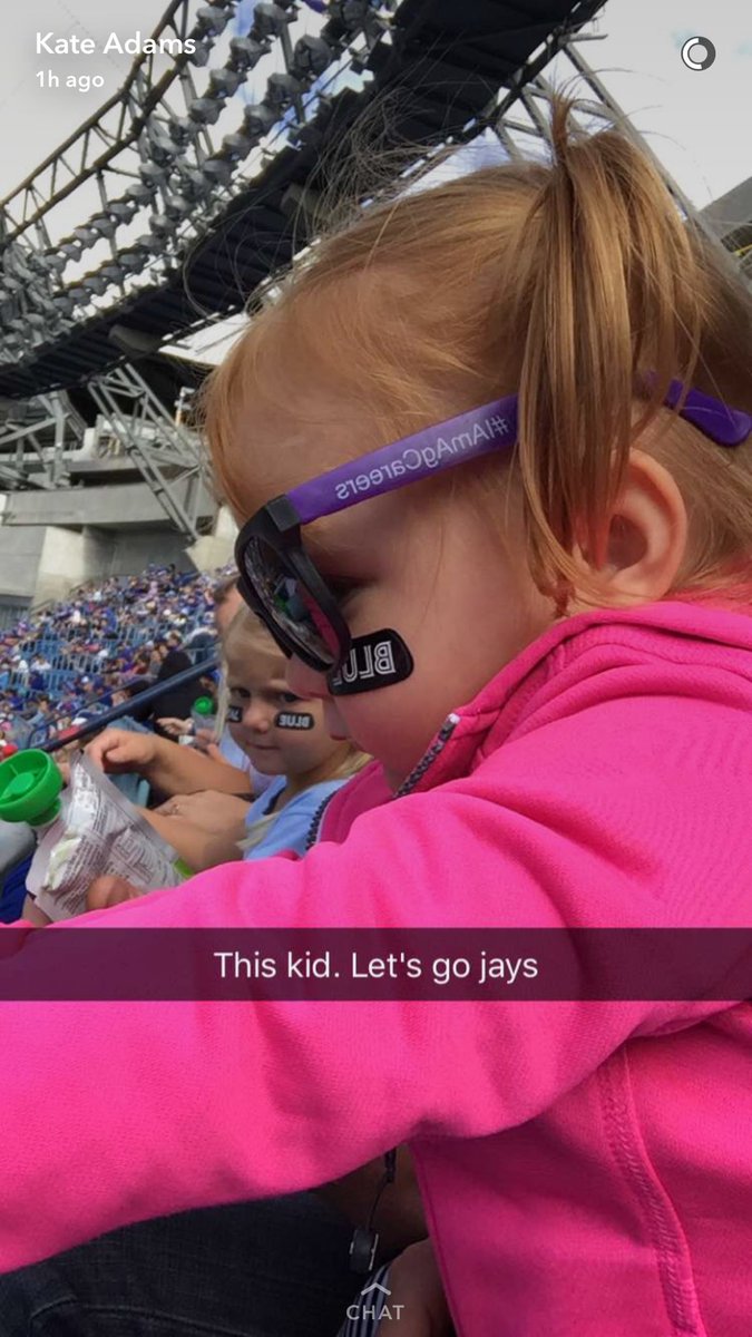 kathryndoan's tweet photo. JAYS WIN!!!!!!!!!! #WildCardGame #BlueJays #OurMoment #thowbackpic #OCanada #TorontoBlueJays https://t.co/AXN6g6DKk3