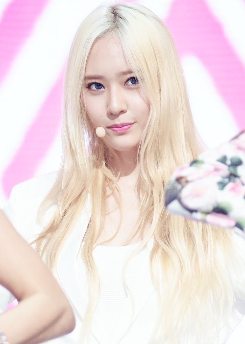 パピ Rainbow Lyrics By Nayeon On Twitter Blonde Seulgi Comeback