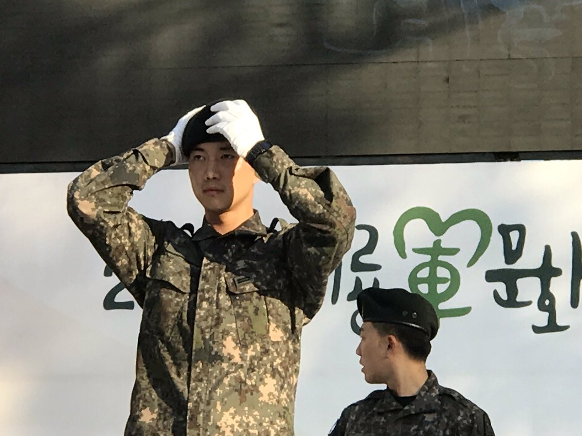 emibeppe's tweet image. リハーサルのゴニル④