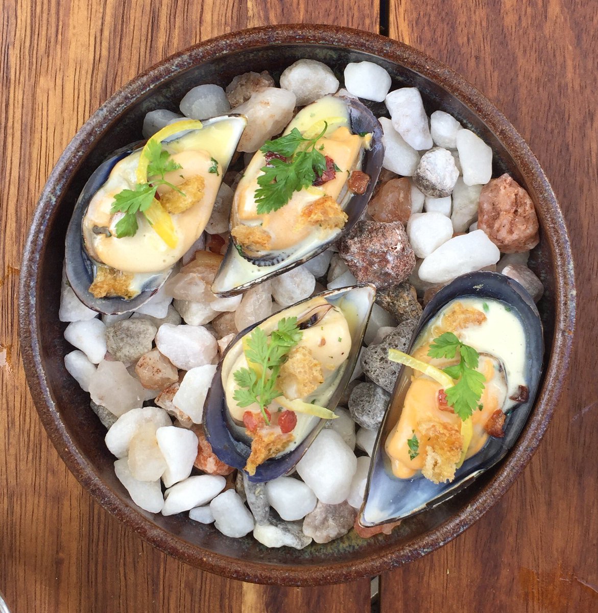 jasonswhitehead's tweet photo. Superb #lunch yesterday @foxcroftfood  by @scotkirton &amp; #GlenFoxcroftWilliams - highly recommended, booking essential 👌🏻👏🏻👏🏻 https://t.co/7Wc3L7QmdA