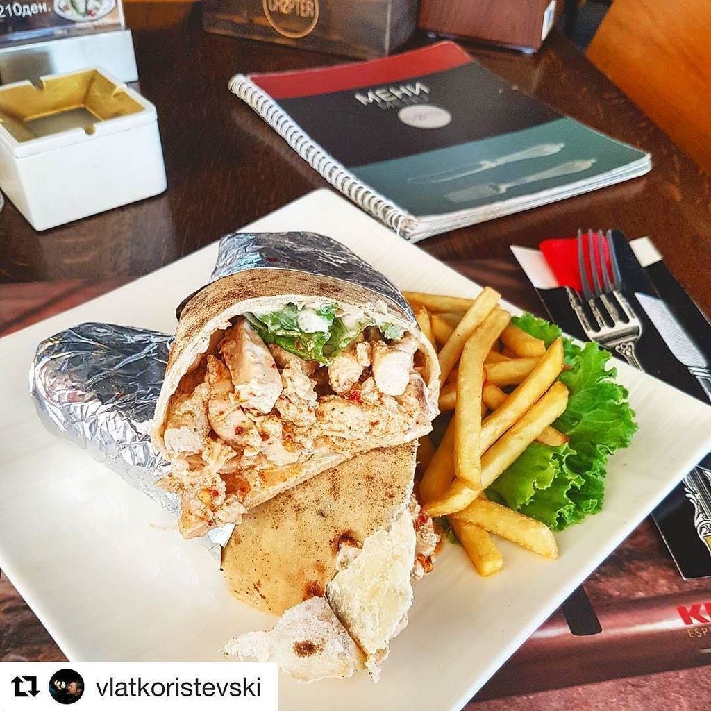 Отворање апетит рано наутро :) #jadememk #food #instafood instagram.com/p/BLF6e5HgFnG/
