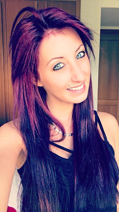 TW Pornstars - LEONIE PUR!. Pictures and videos from Twitter.