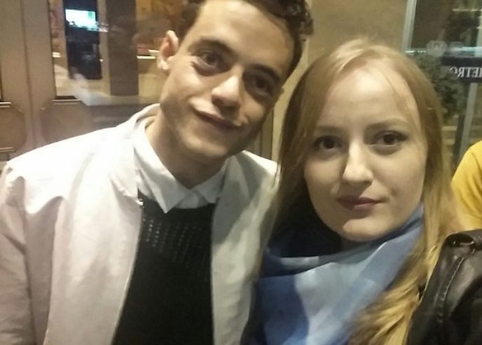 RamiMalekES's tweet photo. Rami ayer con fans en Belgrado, Serbia. https://t.co/9xOjhbfVKT