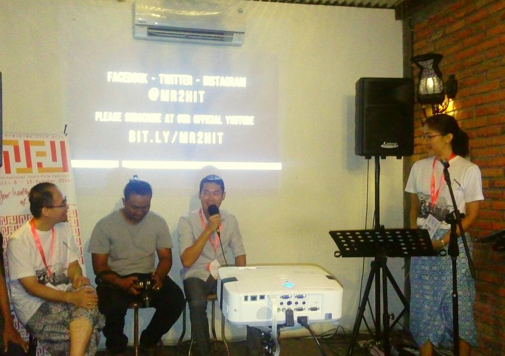 Q &amp; A session at the 2nd #MinikinoFilmWeek! See you there, October 8-15, held on 11 venues around Bali!