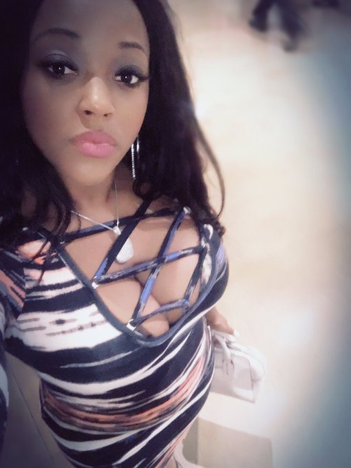 #BADBOYFamilyReunionTour  #bomb #vegaslife https://t.co/uXLkrMWe7q<a href="/tag/badboyfamilyreuniontour"class="tags">#BADBOYFamilyReunionTour</a><a href="/tag/bomb"class="tags">#bomb</a><a href="/tag/vegaslife"class="tags">#vegaslife</a>