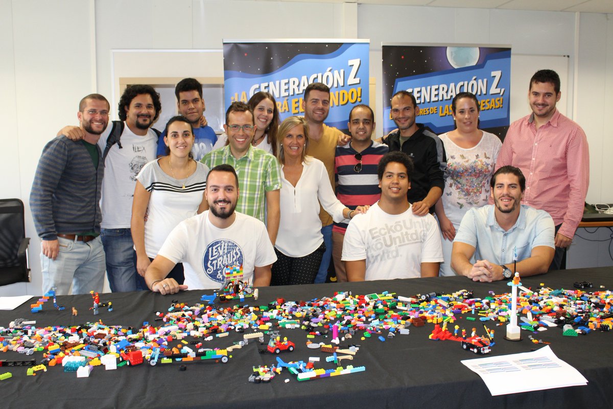 UCAM_ITM's tweet photo. ¡Terminamos la sesión de #LEGO Serious Play!👏
Comunicación✔
Resolución de problemas✔
Creatividad✔
Trabajo en equipo✔
¡Seguimos! #GeneraciónZ https://t.co/N8f7cAYE1n