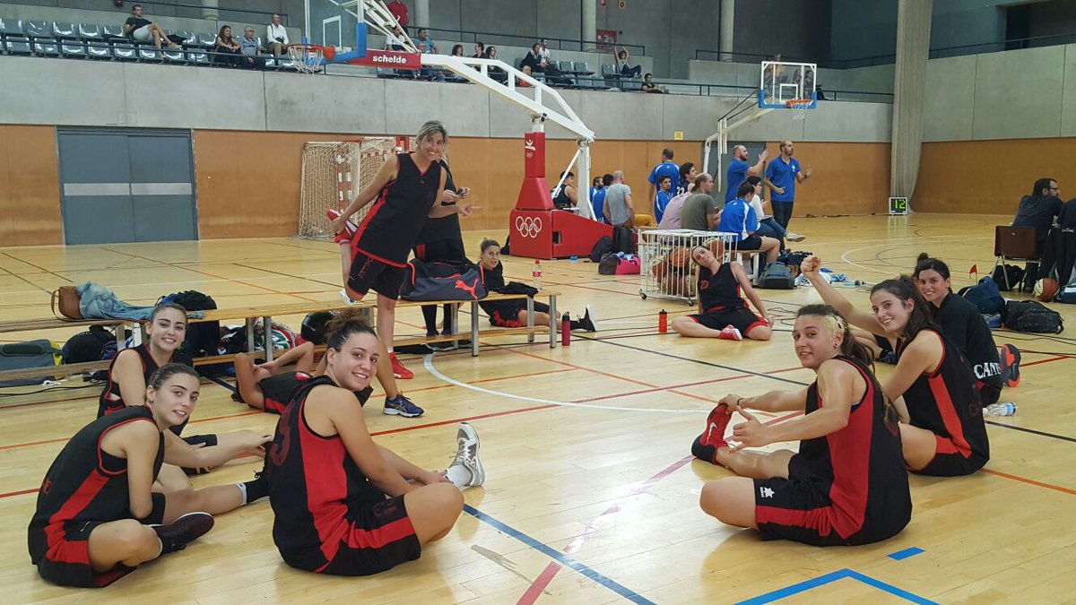 Victoria de nuestro #SeniorFem <a href="/CbsCanyelles/">C.B.S. CANYELLES</a>  en el campo <a href="/Basquet_BAM/">Bàsquet Ateneu Montserrat</a>  buen trabajo chicas!! 46 - 58 felicidades!!!