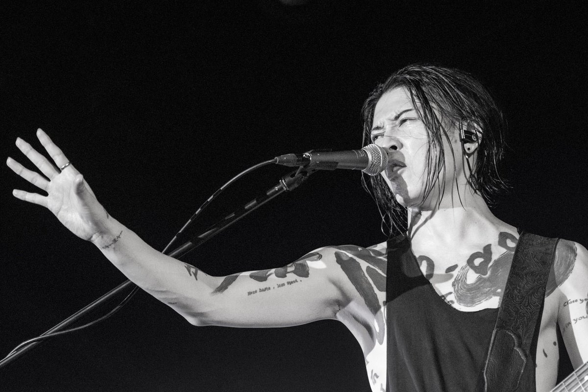 Miyavi Staff 公式 Japanツアー9日目 名古屋クラブダイヤモンドホール公演無事終了 ありがとうございました 大阪に引き続き超満員 大熱狂のステージの様子をお届け致します 4 4 Newbeatnewfuture