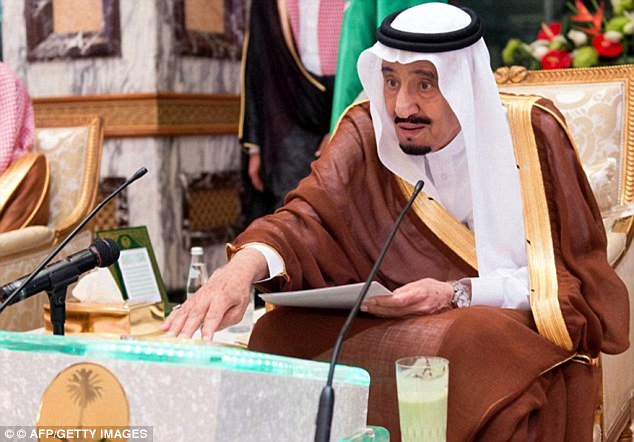 Criminal_Saudi's tweet image. Saudi king’s daughter fled to Paris. WHY???!!!
#criminal_state