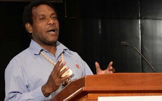 RPearshouse's tweet photo. Papua New Guinea activist Paul Pavol wins environment & human rights #ASFAward2016 for work to protect PNG forests https://t.co/u0occjWfTH https://t.co/R5wnLJIpgA