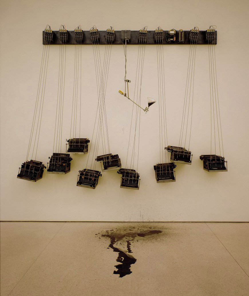 #lunedì #mondayart #RebeccaHorn Blue Monday Strip #1993 #typewriters #metal and #motors #GuggenheimMuseum #womeninart #contemporaryart