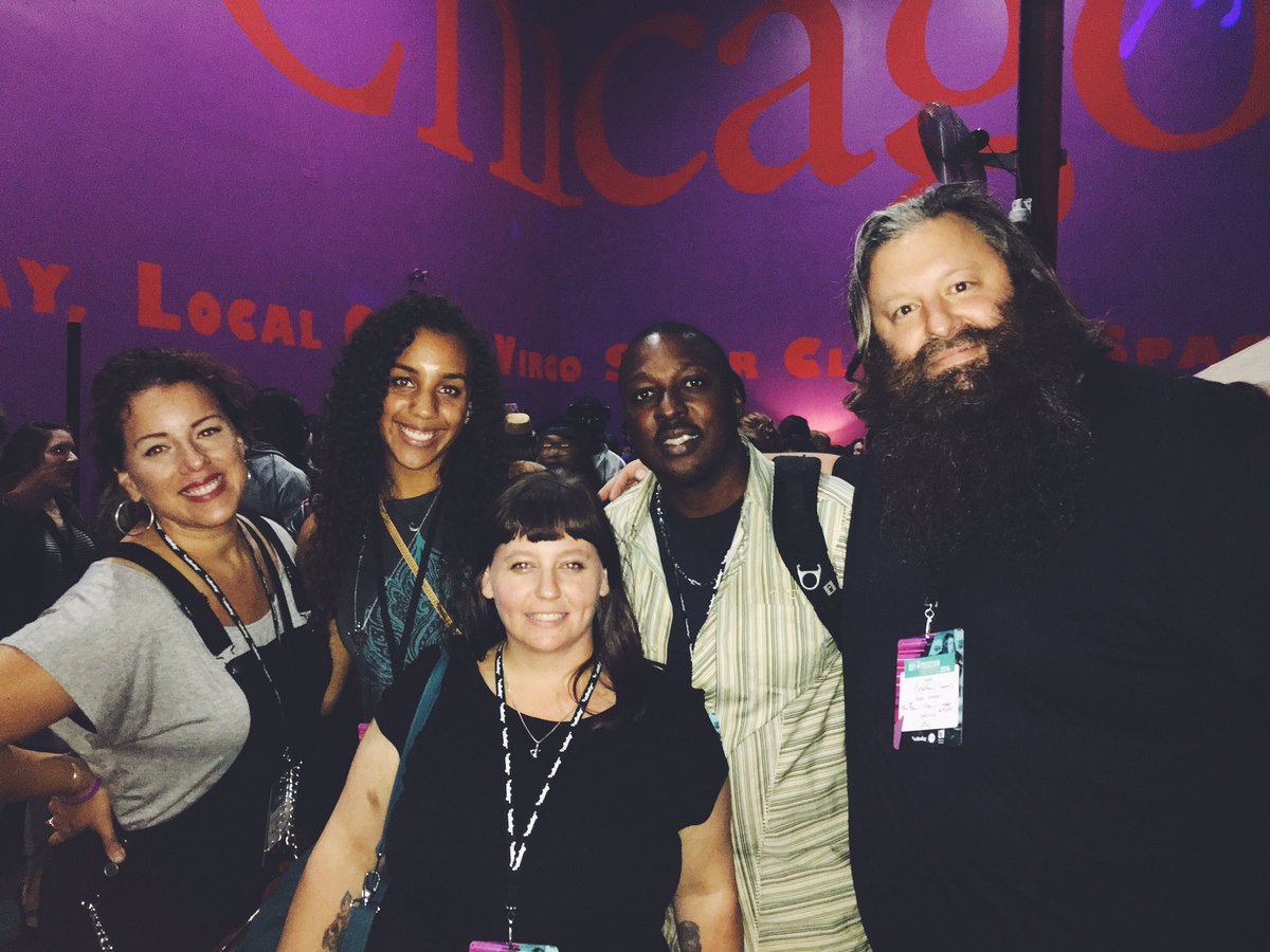 KLLoomisPhoto's tweet photo. What a superb weekend! We met so many great people. Thanks, @cdbaby! #diymusician https://t.co/gQ7j5wXmfX