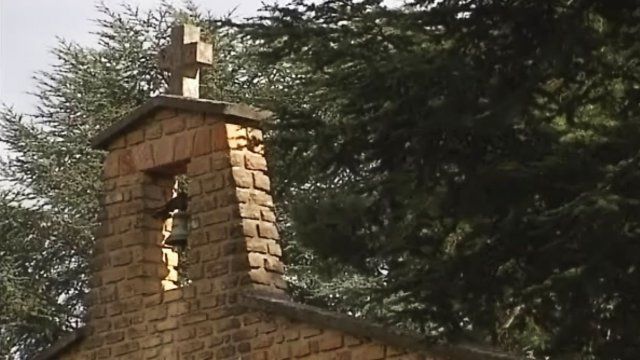 F3Bourgogne's tweet image. Dans l&apos;#Yonne l&apos;Evêché met en place une cellule de signalement d&apos;actes pédophiles france3-regions.francetvinfo.fr/bourgogne/yonn… #ParoleLibérée #pédophilie #église