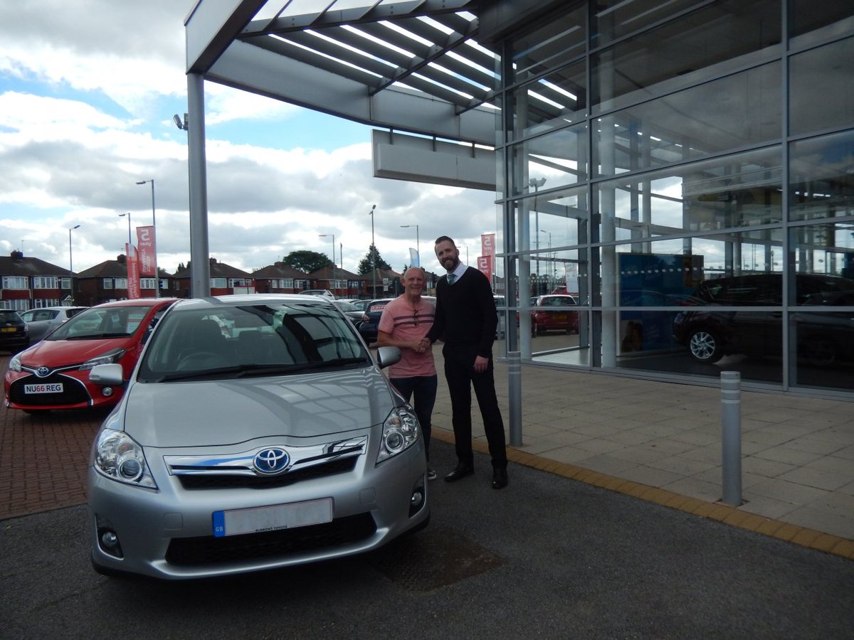 Burrows Toyota On Twitter Here S Our Doncaster Sales Exec Dave