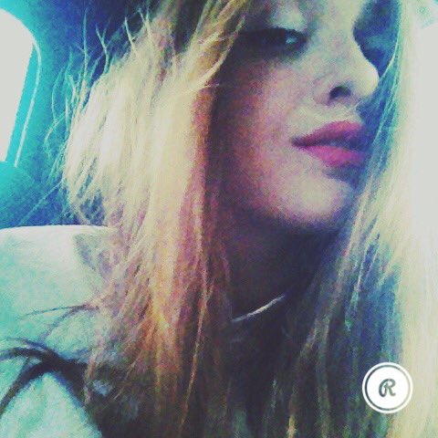 Alinka_mandari's tweet photo. #выступление#послеконцерта https://t.co/Z70BnkcFyL
