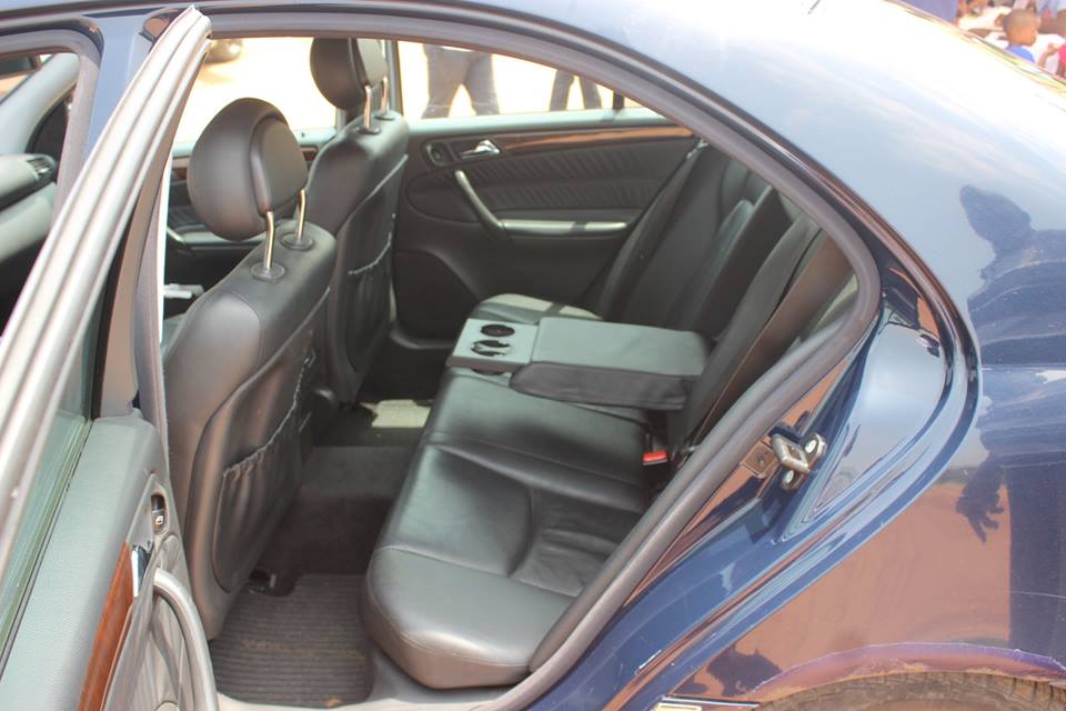 SlomoAutoSales's tweet image. Benz 320 2003 for sale
mileage 269882,leather seat,15" alloy wheels,full AC,sun roof,rear seat AC vent,4 air bags automatic.
#SlomoAutoSales