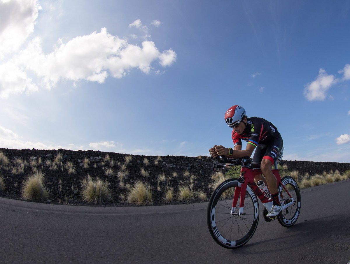 .<a href="/ivanranafuentes/">ivan raña</a> ya está entrenando en Kona donde estará protegido por Catlike por primera vez en el #IMKona