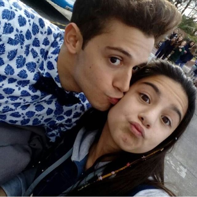 RuggeroMondial's tweet photo. .@_ruggero con una fan. #RuggeroPasquarelli #KCAArgentina https://t.co/lK3Yydf7I6
