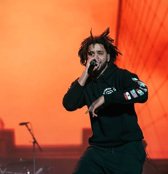 concertpass's tweet image. #JCole bringing the heat to #TheMeadowsFest this weekend. Pic by steadyprime (IG) on @doNYC #ConcertCoverage