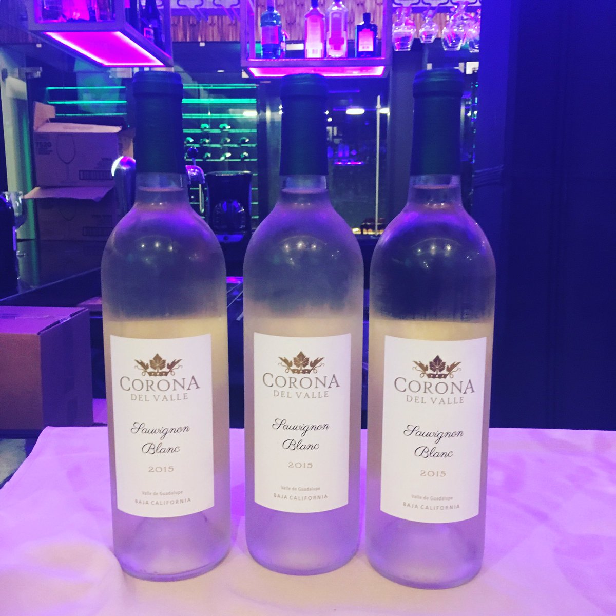 Have try our #wildwhite #sauvignonblanc <a href="/Coronadelvalle/">Corona del Valle</a> #vinomexicano