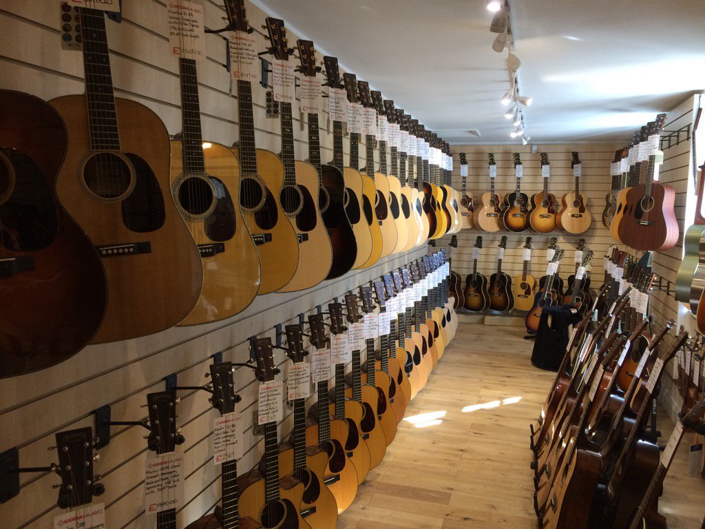 Strummer07's tweet image. What a fab place to spend an hour or so !!! And get very tempted .. I mean you always need a new axe ! #CodaMusic