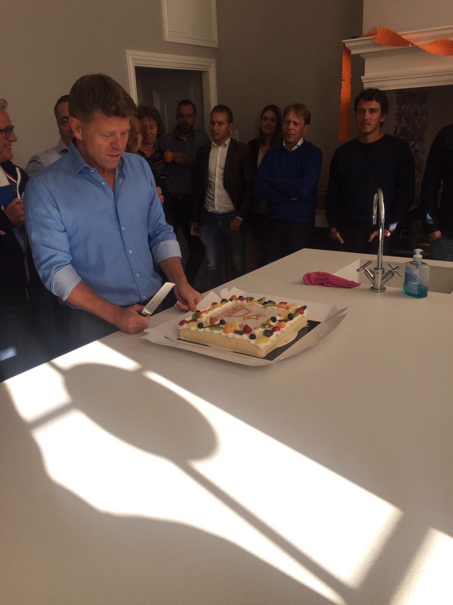 Taart voor de jubilaris! #jubileum #25jaarAVANCE #feest