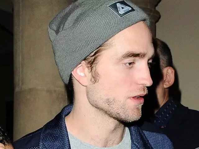 IamRobAddicted's tweet photo. #BeanieRob ๐โค๐ https://t.co/owGLCJIeJ0