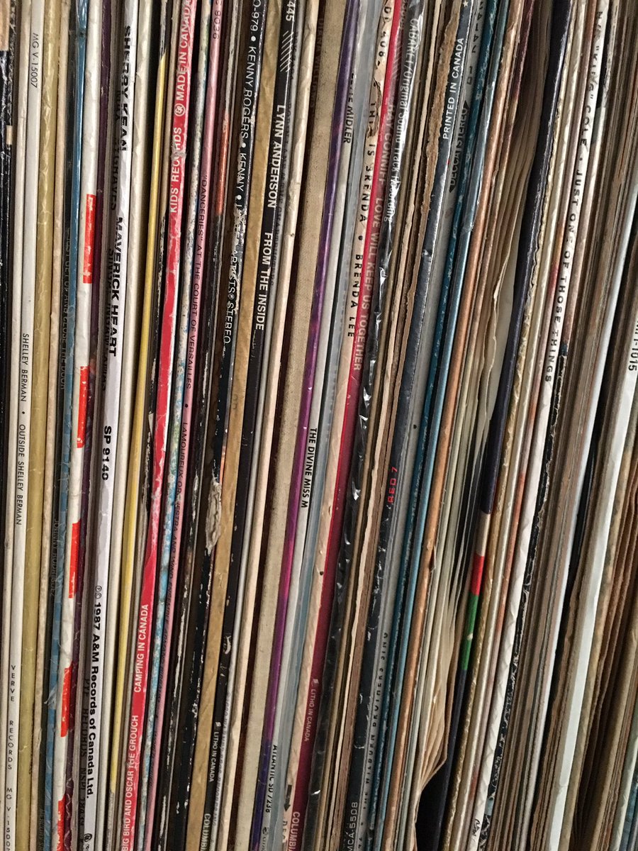 Someone asked me about Harvey's record collection. Here's a bts pic! See ya folks...gotta get to work! https://t.co/uB6Q0vQJRy