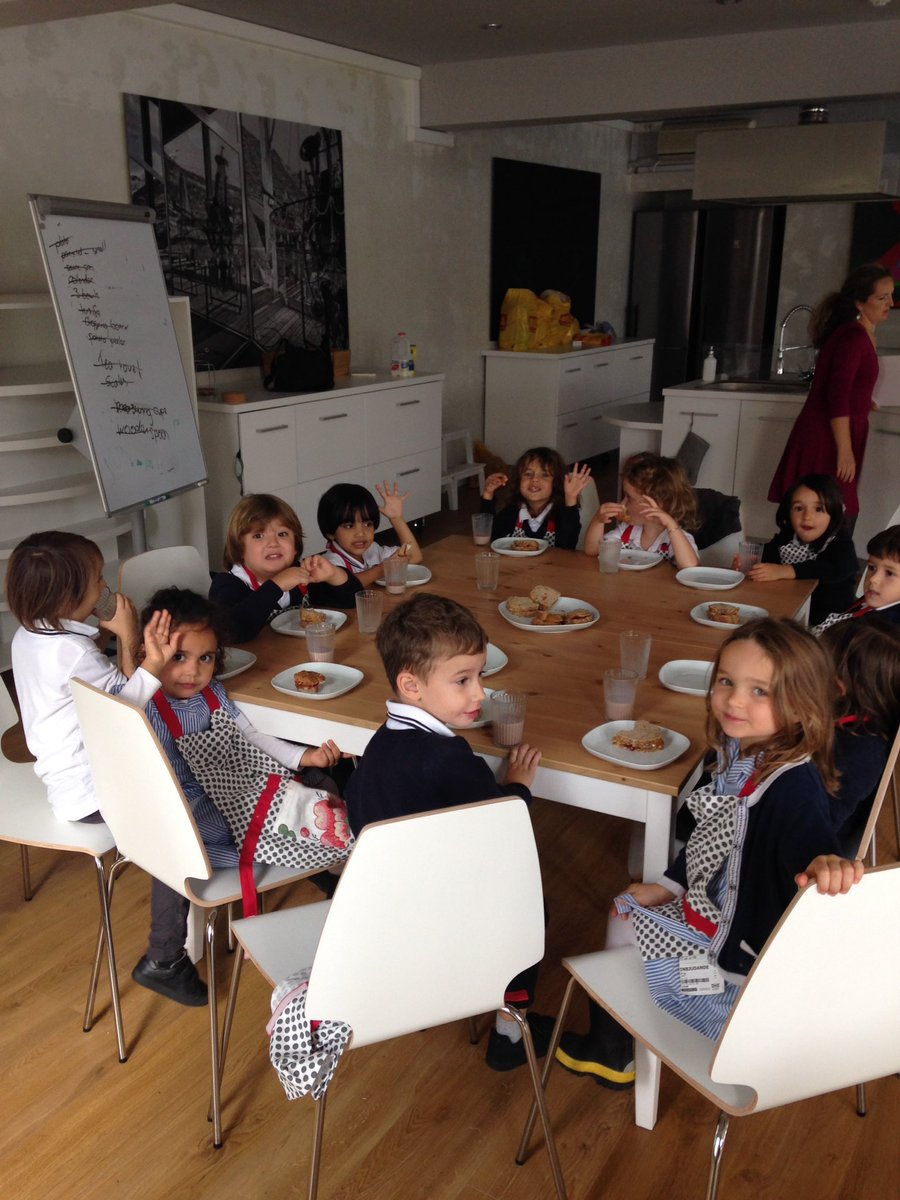BSB_EYFS's tweet photo. #bsbreception were impeccably behaved at Billa. We kick started the preparation for the party by independently making our own jam sandwiches https://t.co/S84UE2LLju