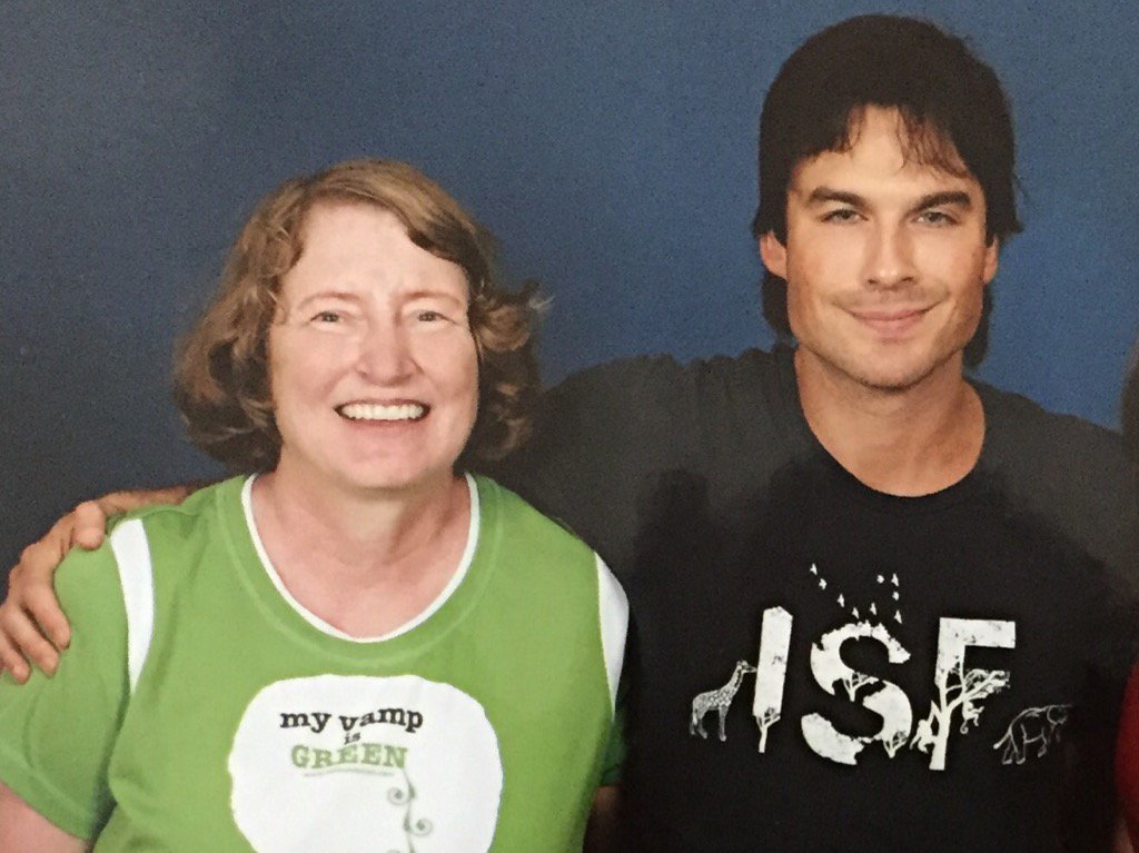 GaiusMom's tweet photo. At the TVD DC convention #WhenWhyHowYouISF @iansomerhalder https://t.co/xozyYXWOMr