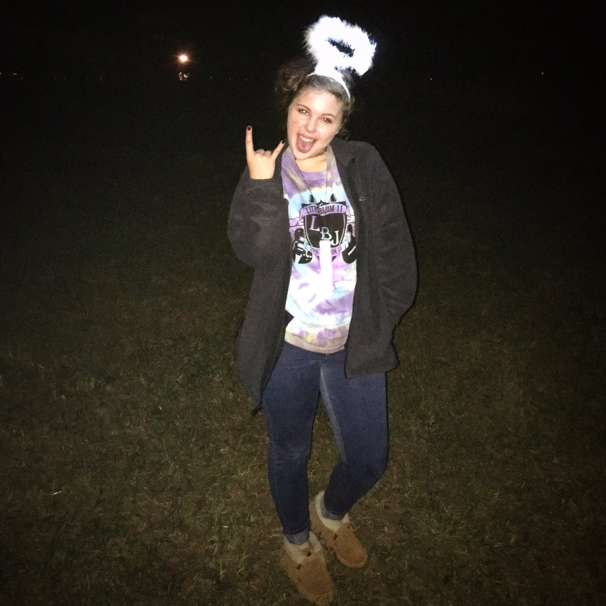 justjessyyyy's tweet photo. #lbj11 https://t.co/ijB5ZoL8LL