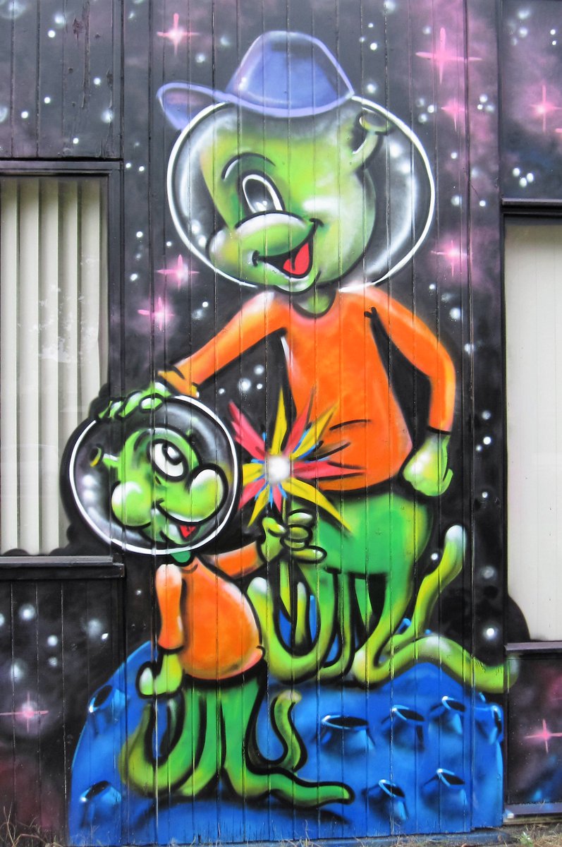 'K he ze !
Zen ze nie mooi, mijn Meteoormennekes ?
Zelf noem ik ze meteoor-apkes.
'K gao ze volge.